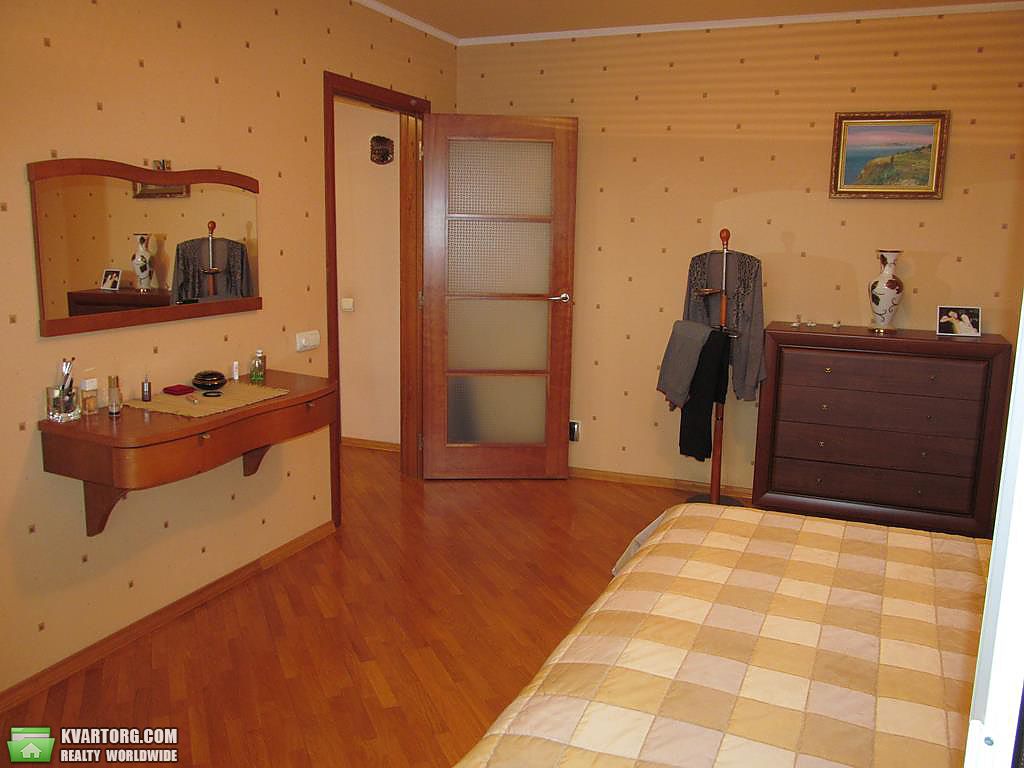 Rent out 4-room apartment. Киев, Бажана — photo 6