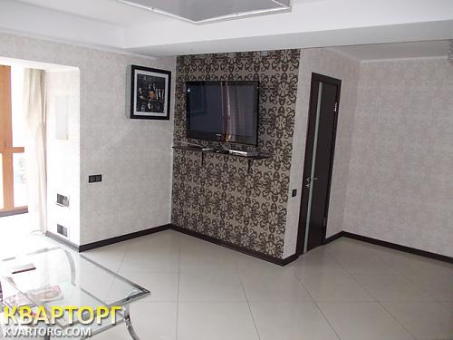 Rent out 2-room apartment. Киев,  Леси Украинки бул — photo 2