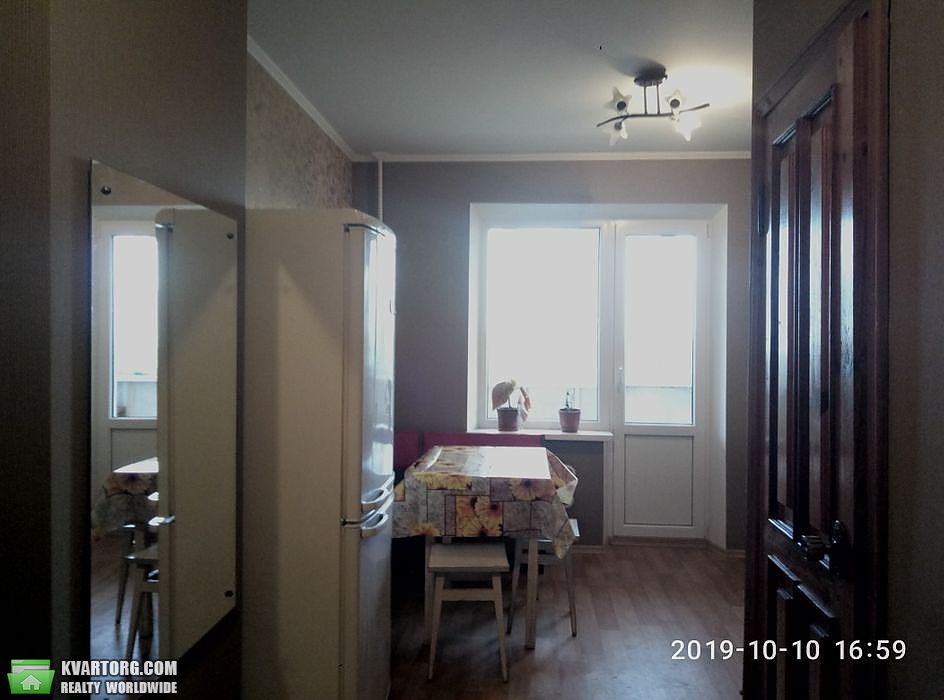 Sell 1-room apartment. Киев,  Ужвий — photo 3