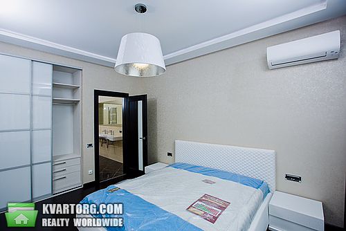 Sell 3-room apartment. Киев,  Драгомирова — photo 2
