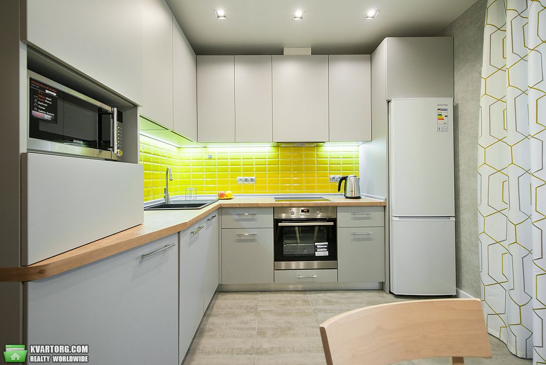 Rent out 1-room apartment. Киев,  Чавдар — photo 10