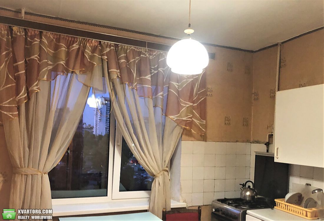 Sell 3-room apartment. Киев,  Радужная — photo 4
