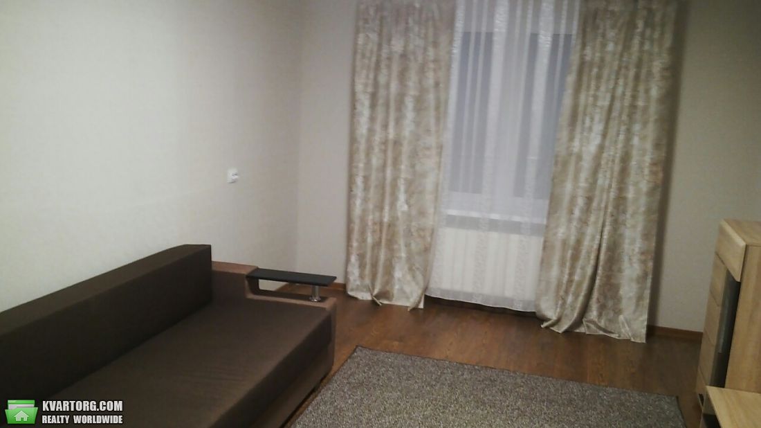 Rent out 1-room apartment. Киев,  Ясиноватский пер — photo 5