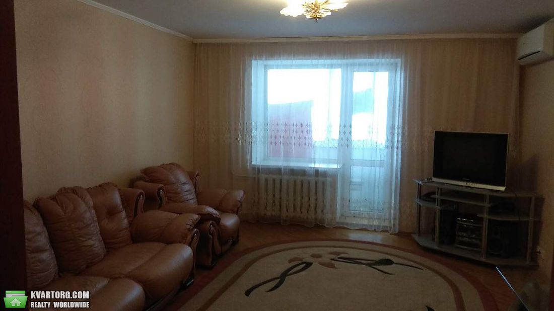 Rent out 3-room apartment. Киев, Вильямса — photo 3