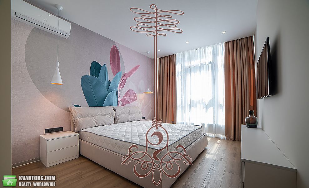 Sell 4-room apartment. Киев,  Драгомирова — photo 5