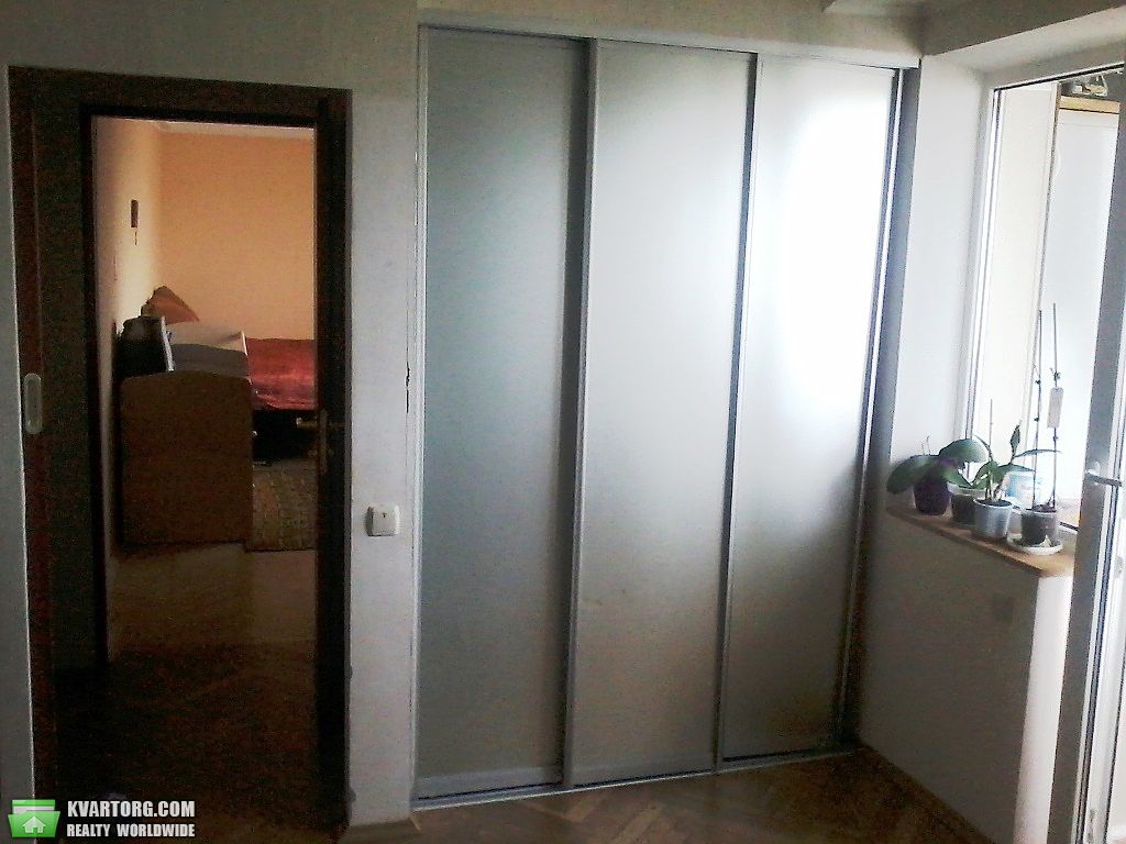 Sell 2-room apartment. Киев,  Фрунзе — photo 3