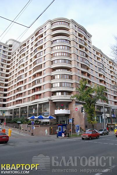 Sell 3-room apartment. Киев, Жилянская — photo 1