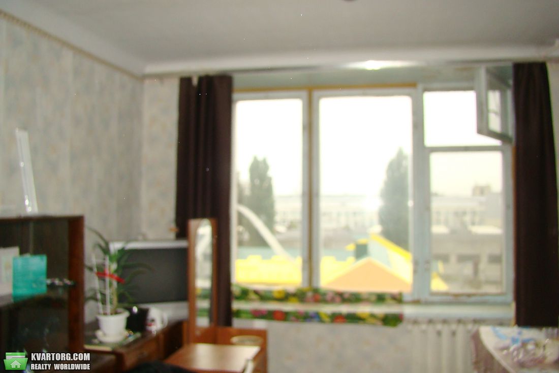 Sell 2-room apartment. Киев,  Дегтяревская — photo 1