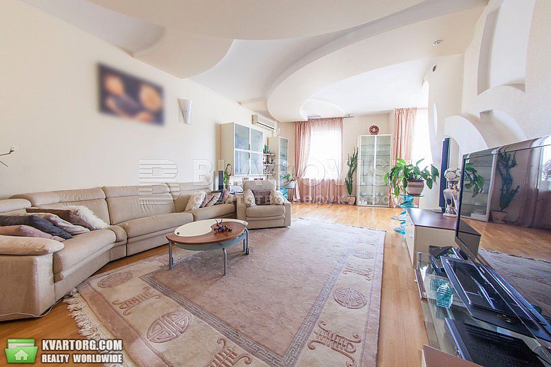 Sell 4-room apartment. Киев,  Ковпака — photo 2