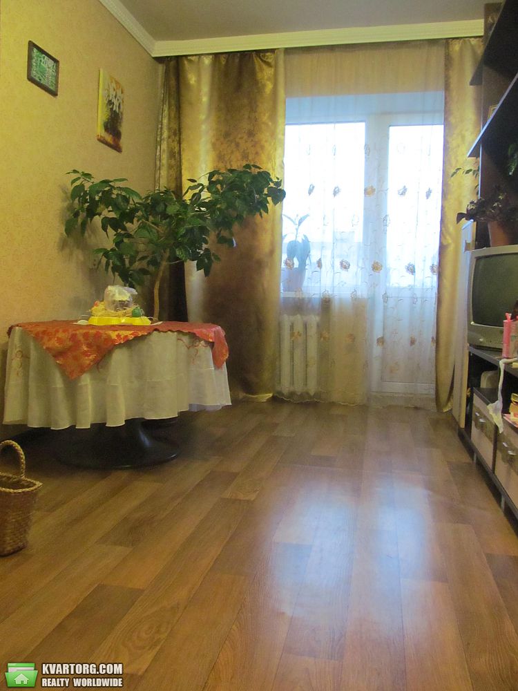 Sell 2-room apartment. Днепропетровск,  Рабочая — photo 1