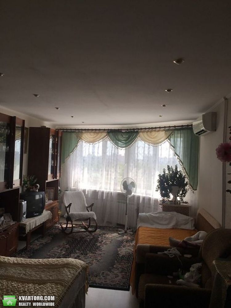 Sell 2-room apartment. Киев, Харьковское шоссе — photo 1