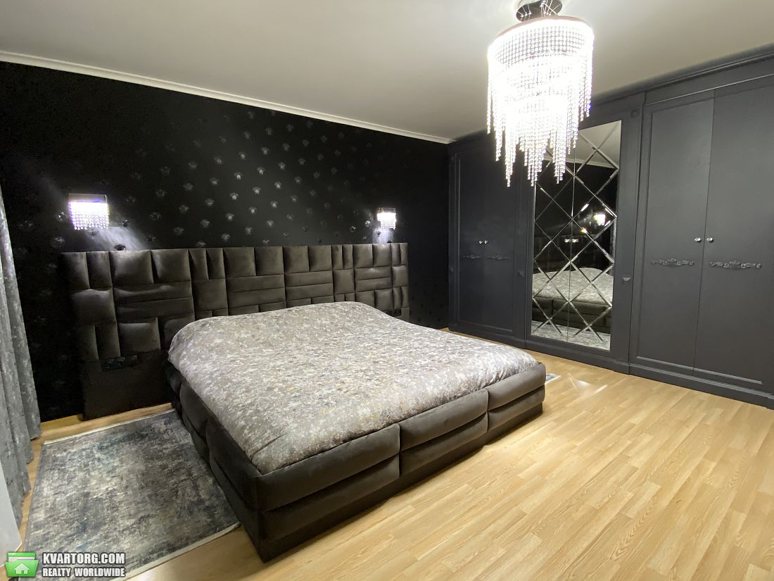 Sell 3-room apartment. Киев, Лобановского — photo 1