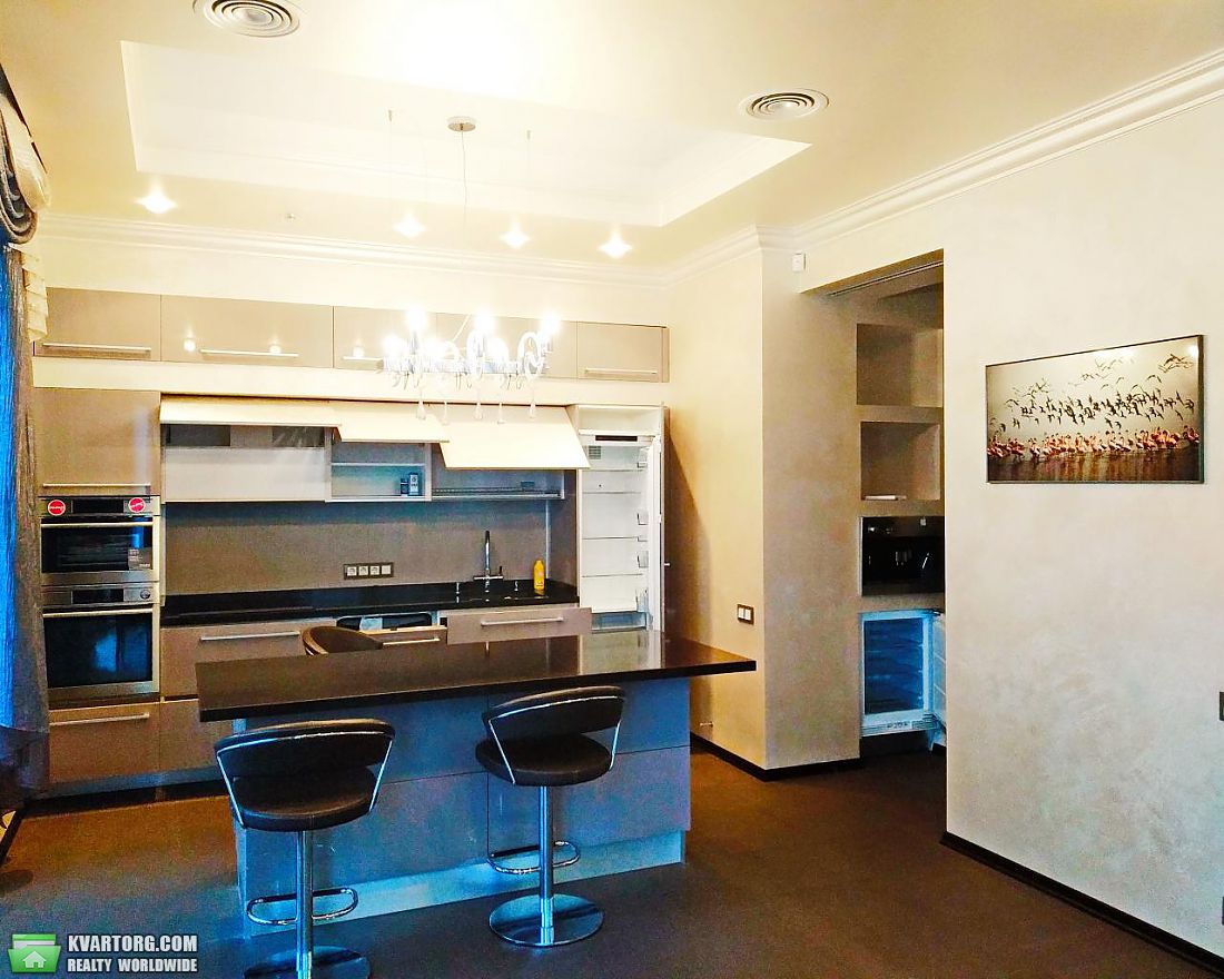 Rent out 5-room apartment. Киев, Днепровская Набережная — photo 2