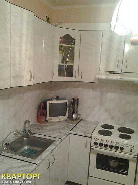 Rent out 2-room apartment. Киев, Градинская — photo 2
