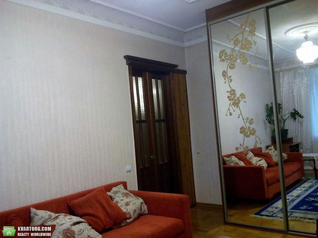 Rent out 1-room apartment. Киев,  Кутузова — photo 1