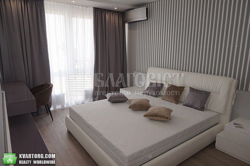 Rent out 3-room apartment. Киев,  Златоустовская — photo 2
