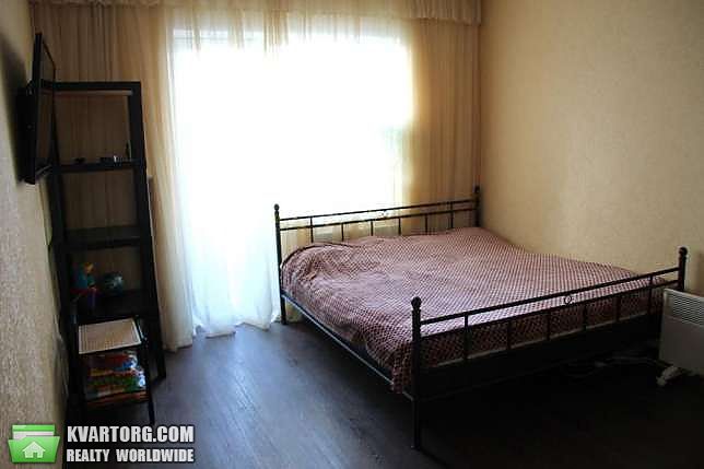 Sell 1-room apartment. Киев,  Тростянецкая — photo 1