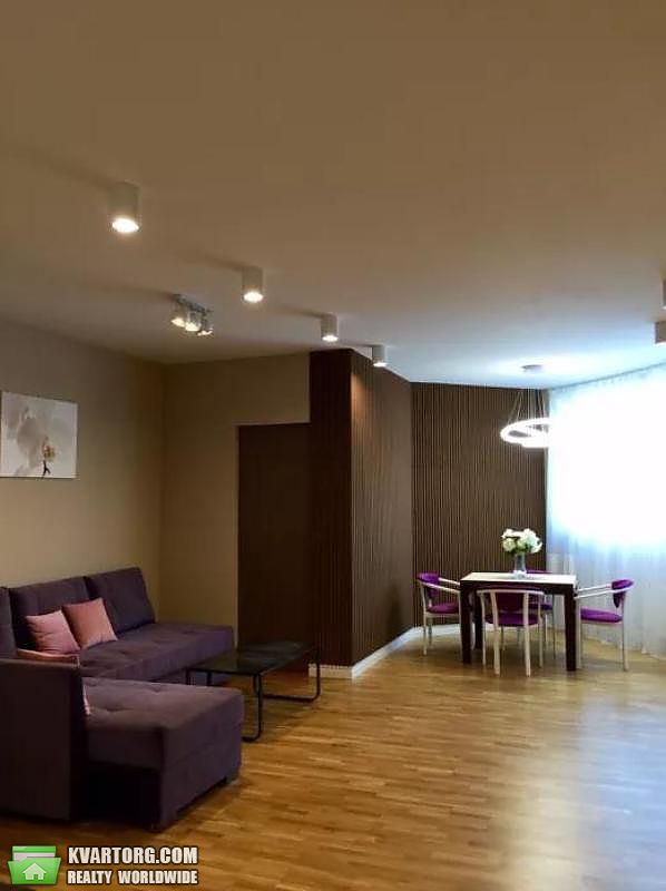 Rent out 3-room apartment. Киев,  Глубочицкая — photo 1