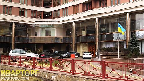 Sell multi-room apartment. Киев,  Жилянская — photo 2