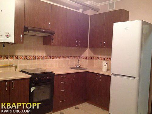 Rent out 2-room apartment. Киев, ЖД Дарница — photo 1