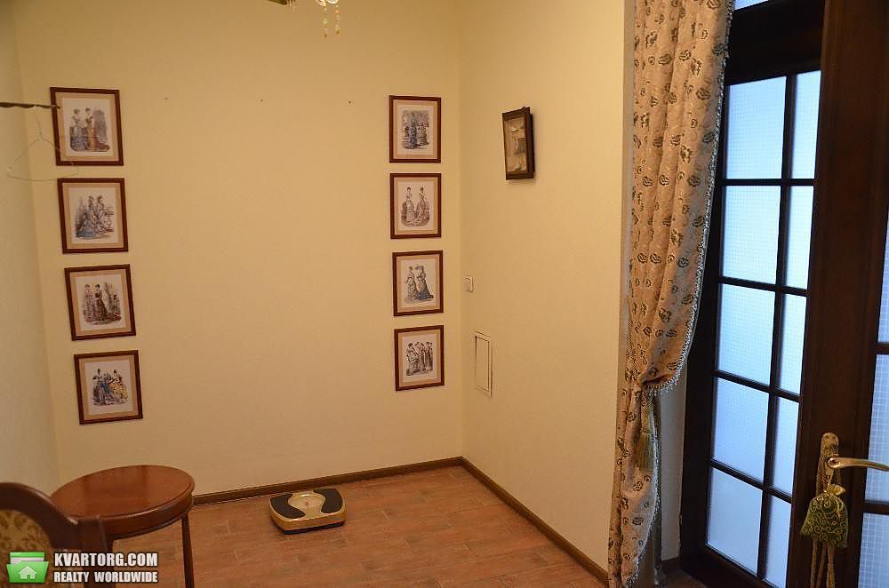 Rent out 4-room apartment. Киев,  Борщаговская — photo 2