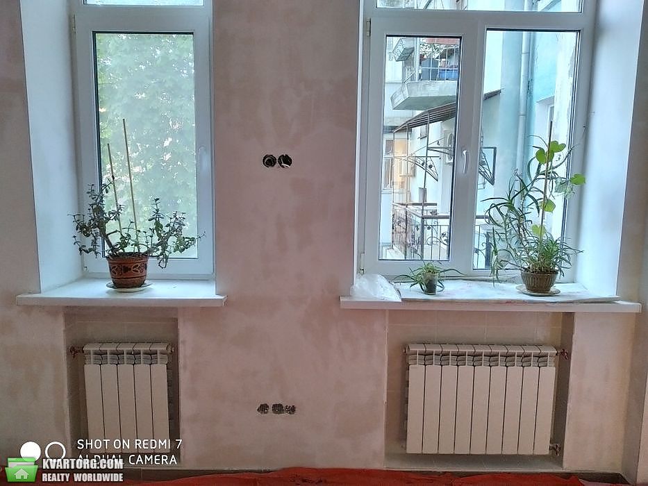Sell 2-room apartment. Киев,  Братская — photo 4