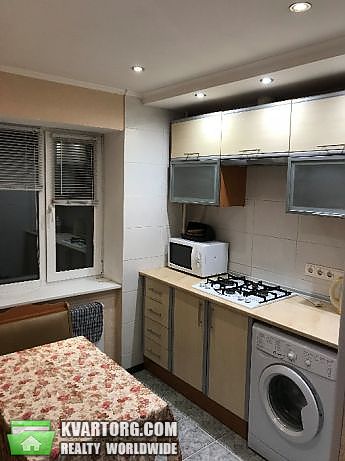 Rent out 2-room apartment. Киев,  Каблукова — photo 2