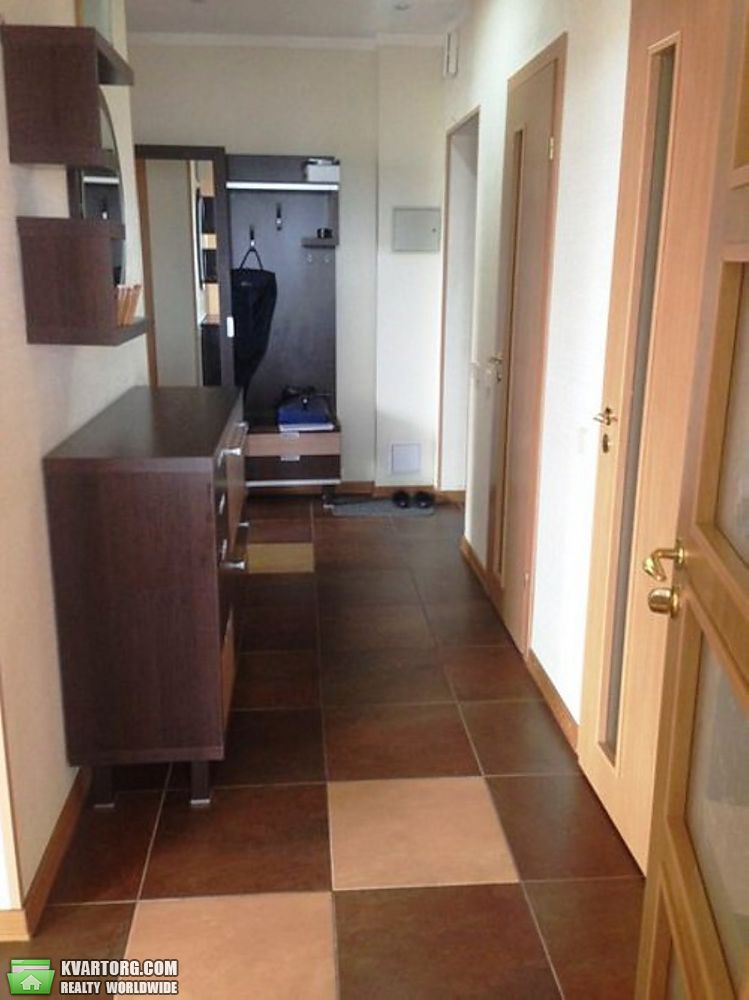 Rent out 2-room apartment. Киев,  Львовская — photo 9