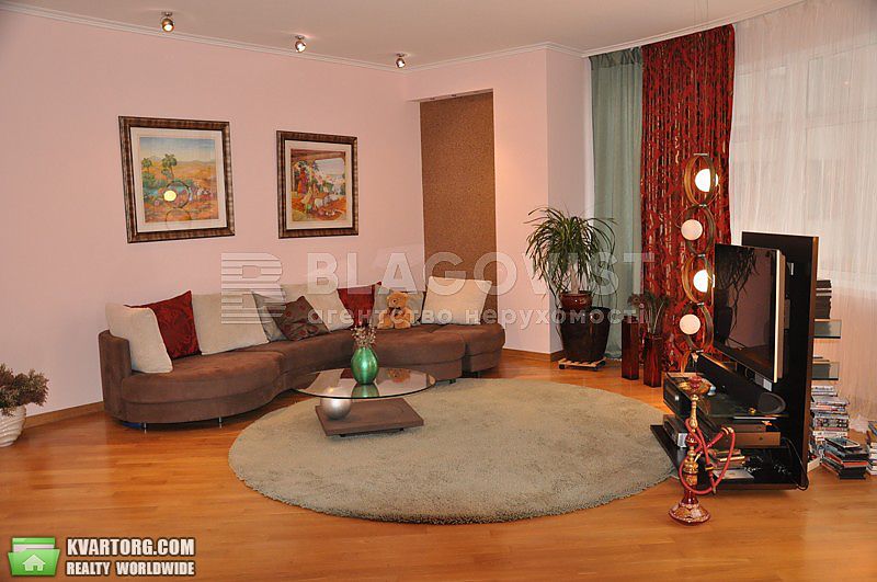 Rent out 4-room apartment. Киев,  Старонаводницкая — photo 3