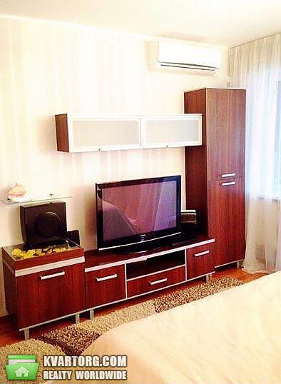 Rent out 2-room apartment. Киев,  Кадетский Гай — photo 2
