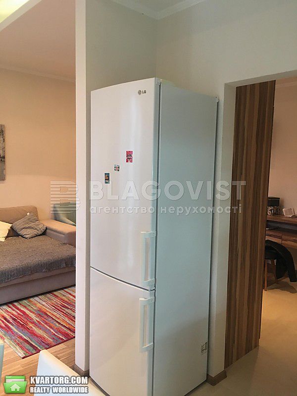 Rent out 2-room apartment. Киев,  Лютеранская — photo 7