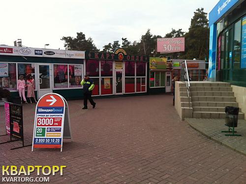 Rent out shop. Киев, м.Лесная — photo 1