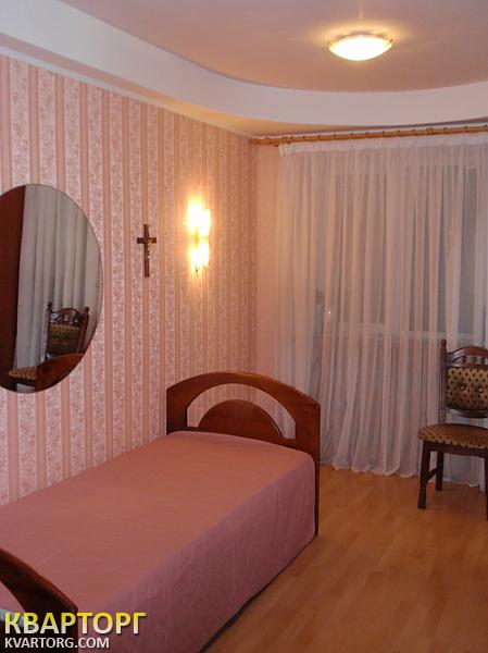 Sell 3-room apartment. Киев,  Космическая — photo 4