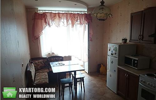 Rent out 2-room apartment. Киев, Днепровская наб — photo 2