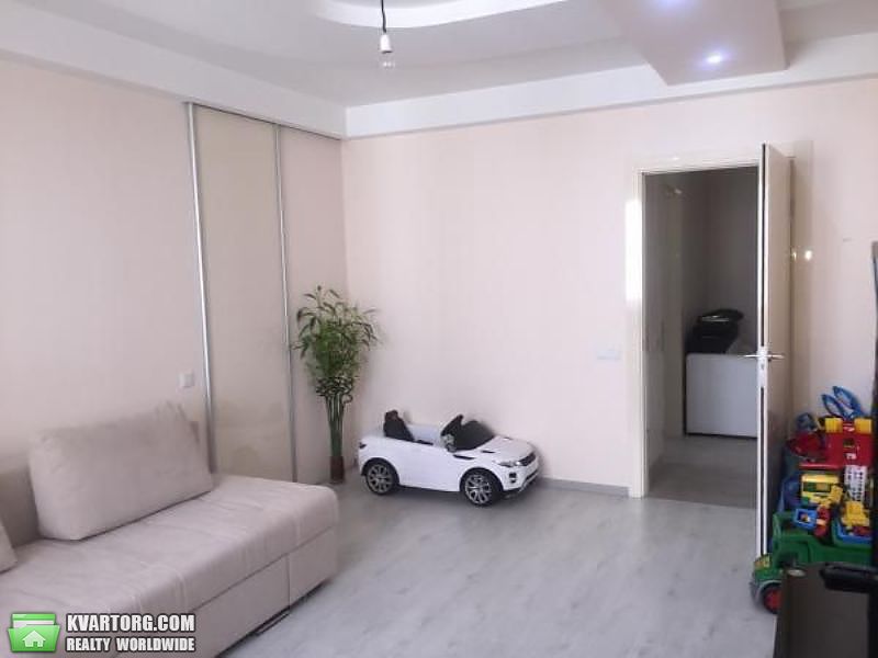 Sell 2-room apartment. Киев,  Лаврухина — photo 3