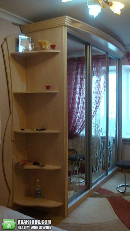Rent out 2-room apartment. Киев, Науки — photo 5