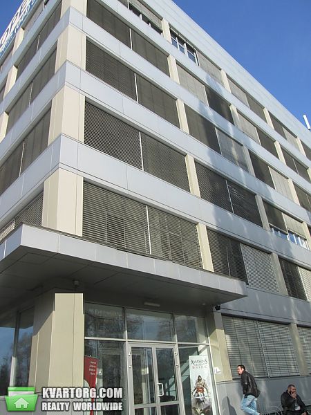 Rent out office. Киев, Дегтяревская — photo 1