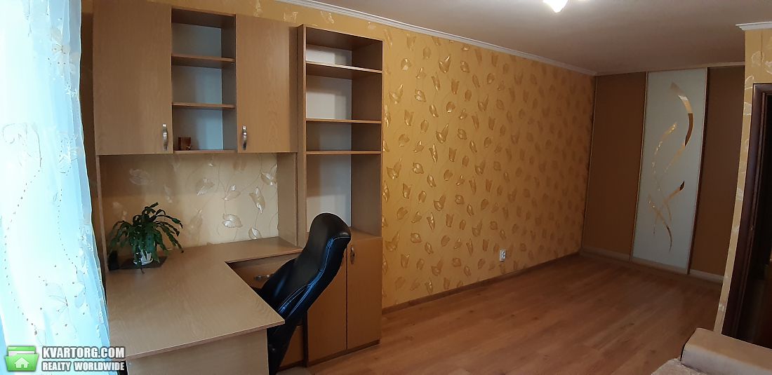 Sell 1-room apartment. Киев,  Нижнеюрковская — photo 3
