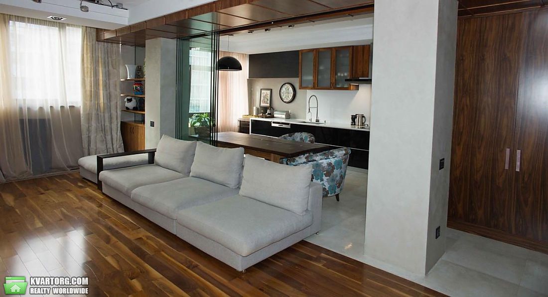 Sell 3-room apartment. Киев,  Драгомирова — photo 1