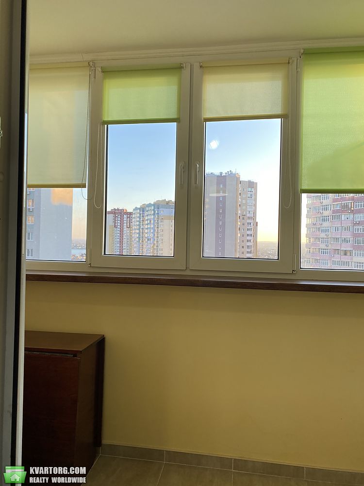 Rent out 1-room apartment. Киев, Русовой — photo 9