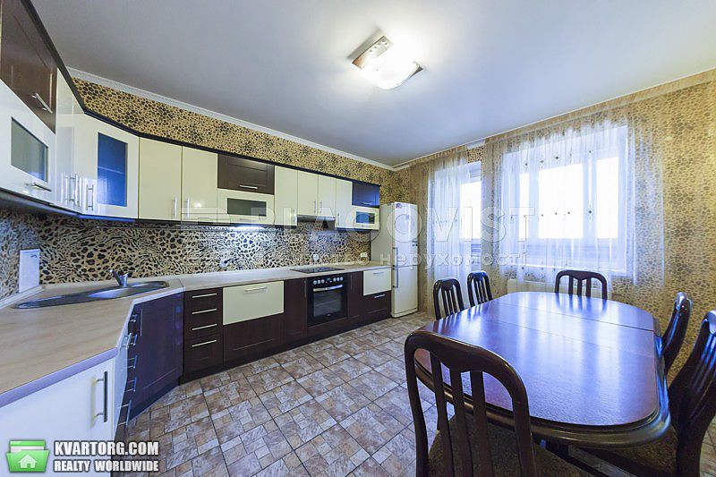 Rent out 2-room apartment. Киев,  Голосеевская — photo 5
