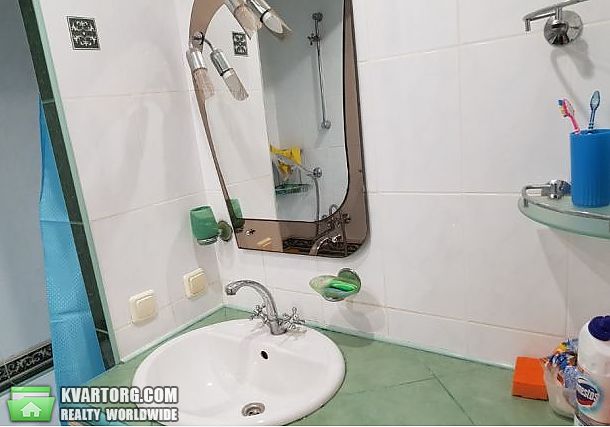 Rent out 3-room apartment. Киев,  Наумова — photo 5