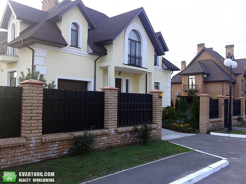 Sell house. Киевская обл., Набережная — photo 1
