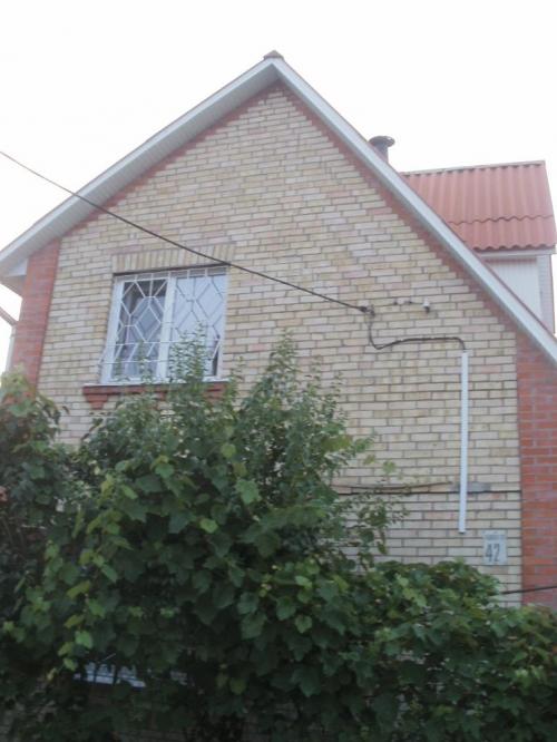 Rent out house. Киев, Садовая — photo 1