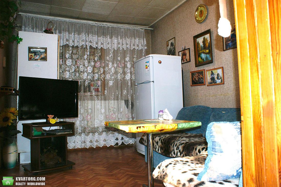 Sell house. Киев,  Тешебаева — photo 2