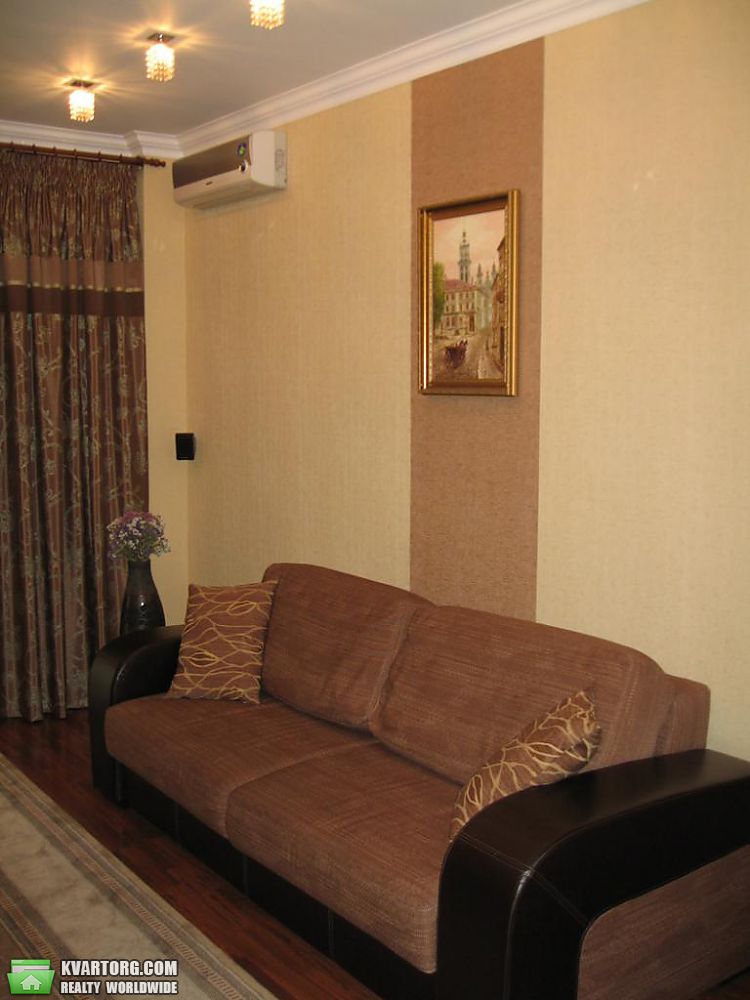 Rent out 2-room apartment. Киев, панаса мирного — photo 2