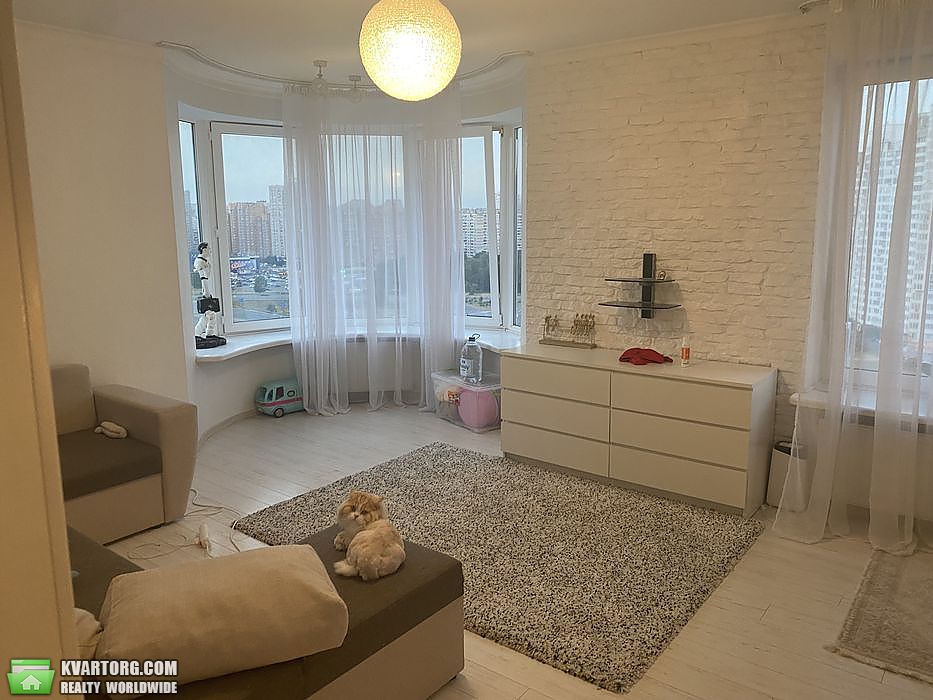Sell 2-room apartment. Киев,  Днепровская наб — photo 3