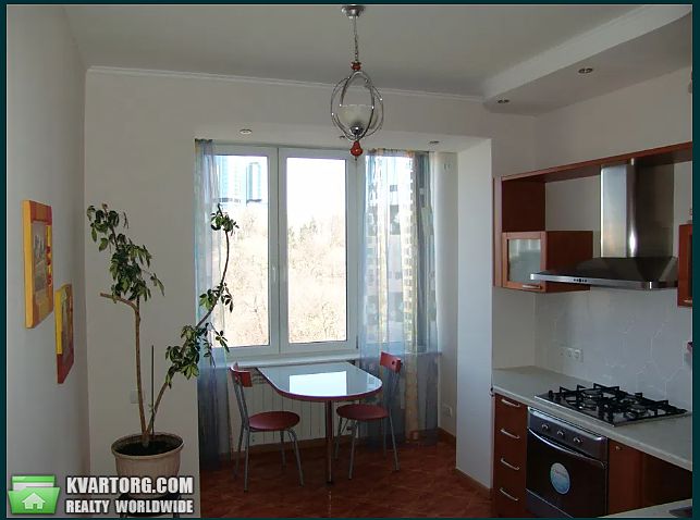 Rent out 2-room apartment. Киев,  Толстого — photo 3