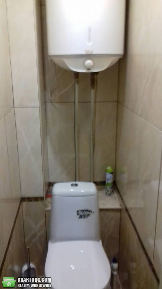Rent out 2-room apartment. Киев,  Юности — photo 4