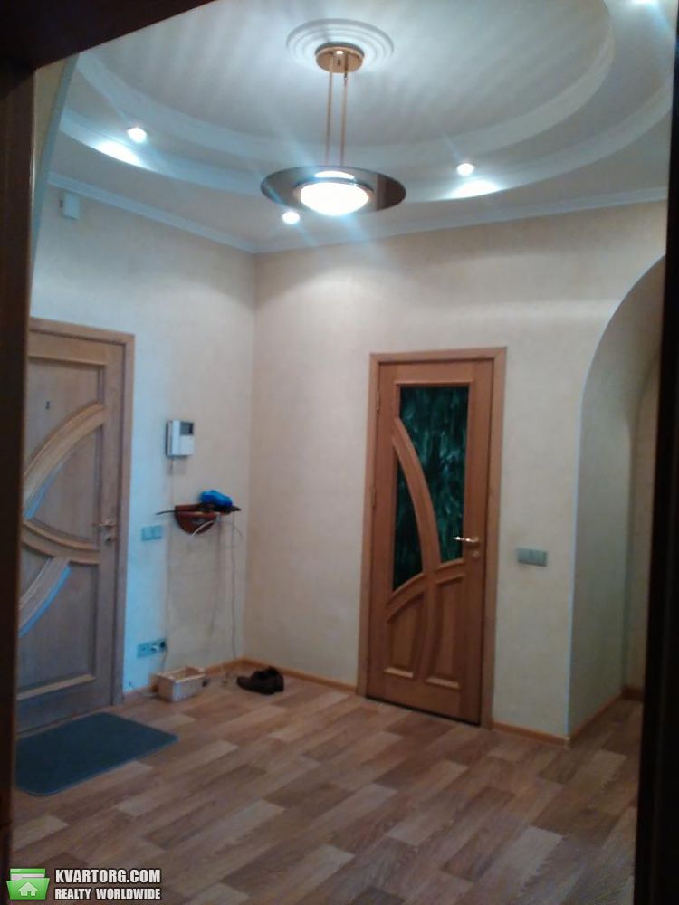 Rent out 2-room apartment. Киев,  Леси Украинки бул — photo 10